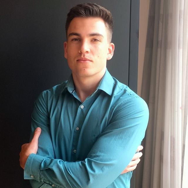 Dion van Aken