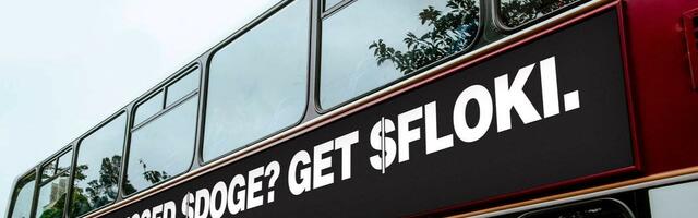 Een bus in London met daarom een reclame van Floki Inu.