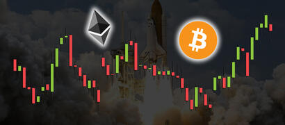 Koers van Bitcoin en Ethereum en de logo’s van beide cryptomunten. Op de achtergrond wordt een raket afgevuurd.